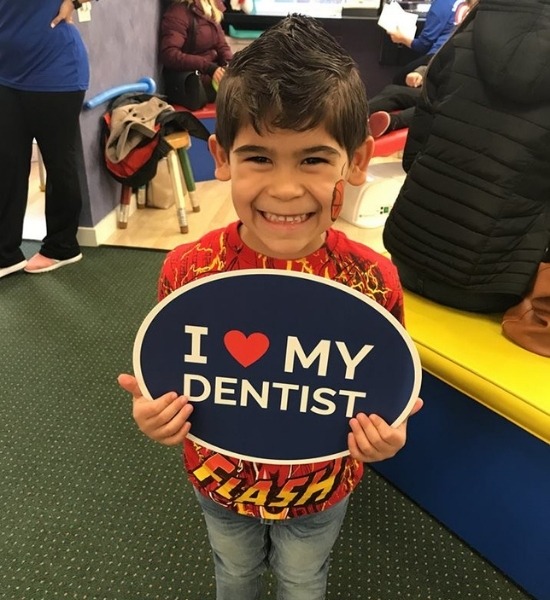 Child smiling at Kidzdent